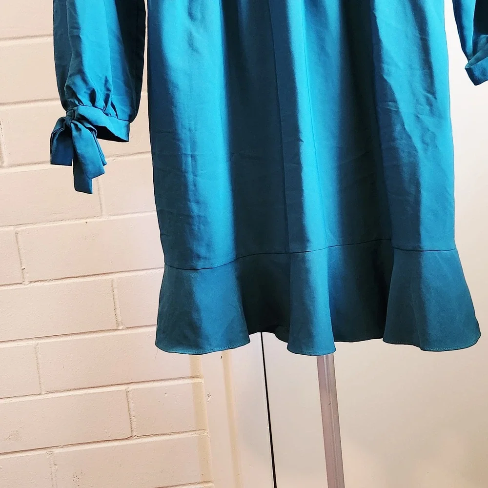 Madeline Sparklestein Teal V-Neck Ruffle‎ Hem Mini Dress Tie Cuff Long Sleeve L